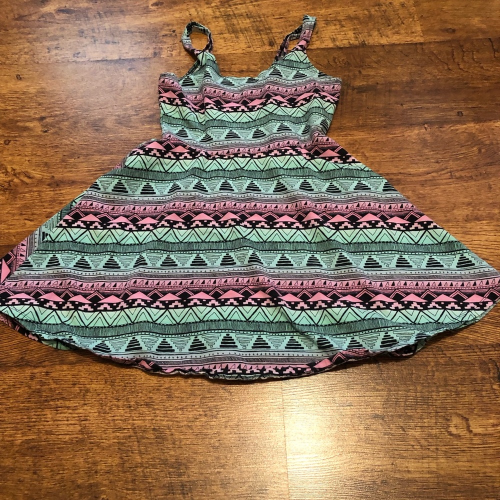 VS Pink Aztec Dress(EUC)🌸
